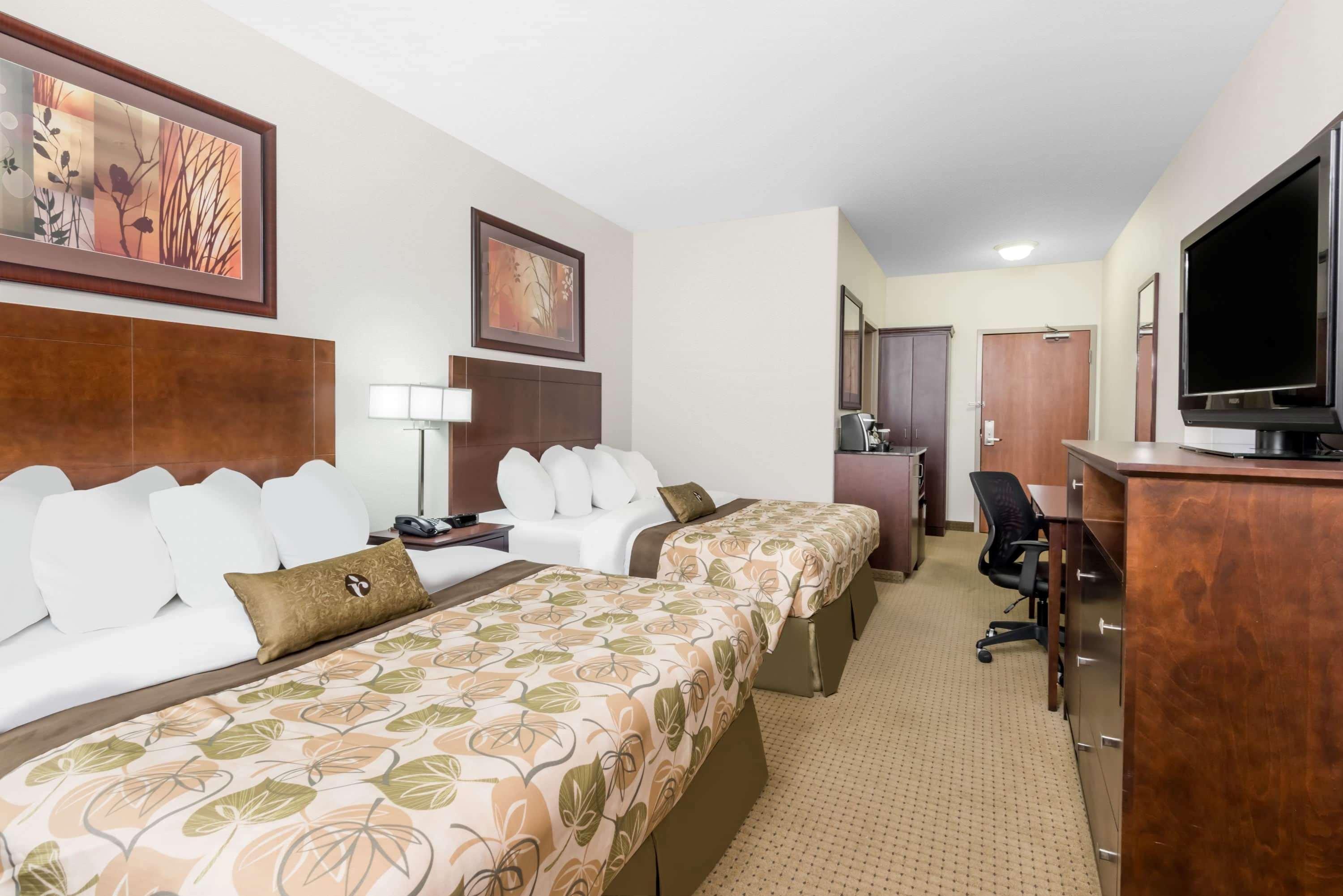 Готель Ramada By Wyndham Olds Екстер'єр фото