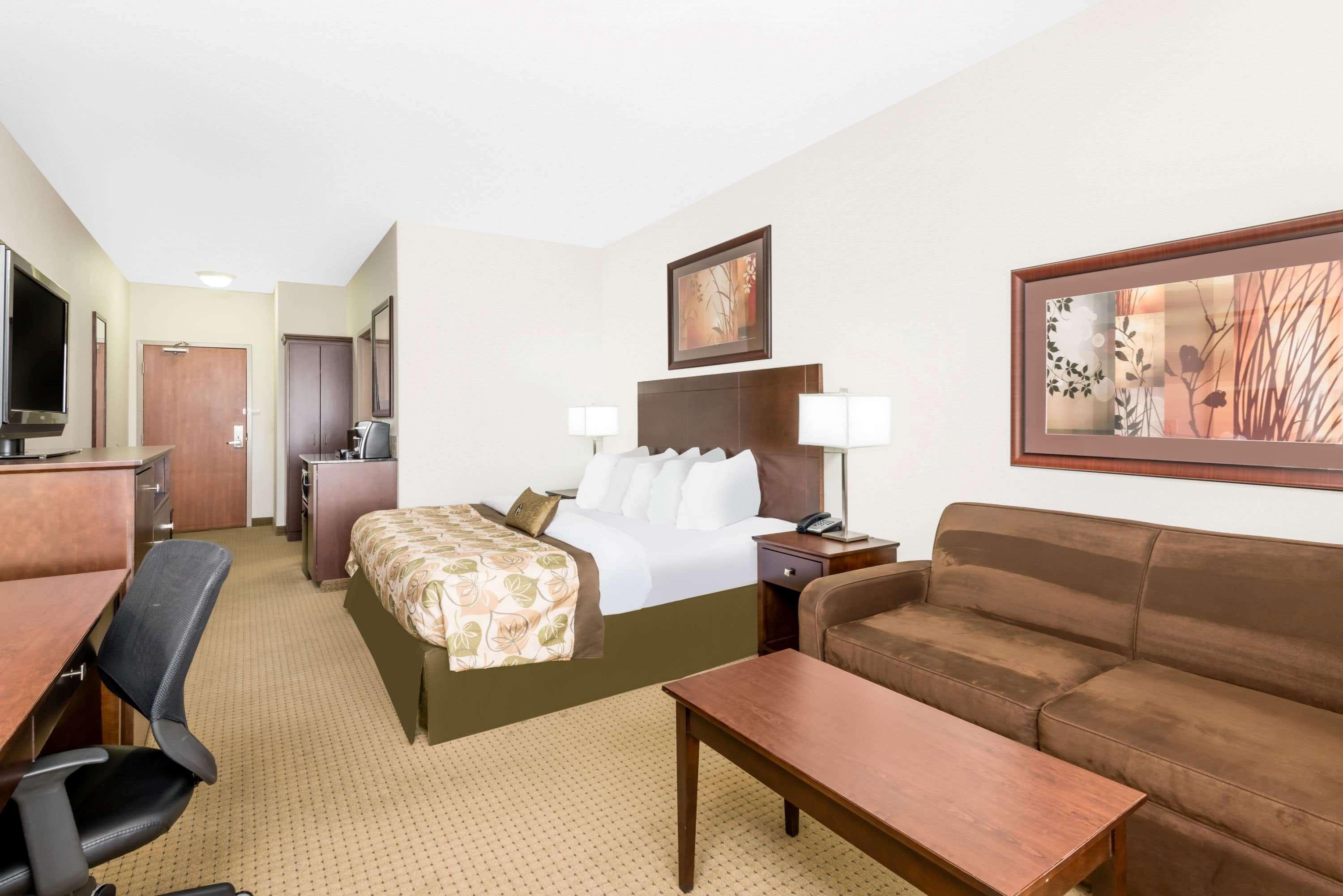 Готель Ramada By Wyndham Olds Екстер'єр фото